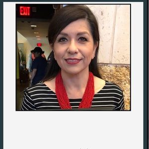 Meet your Posher, Mary Helen..❤️🌺